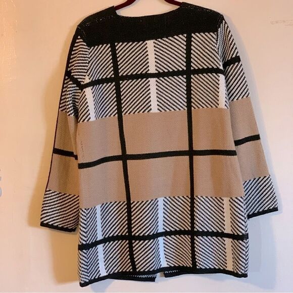 Escio Thick Long Sweater Cardigan Top Closure Sz XL NWOT not worn Gorgeous - Picture 2 of 4